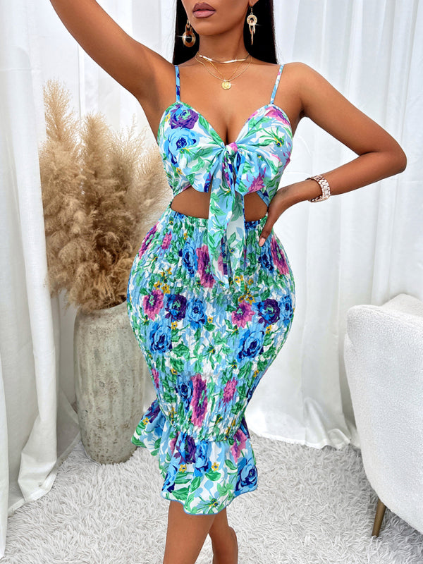 Printed hip-hugging hollow strap dress